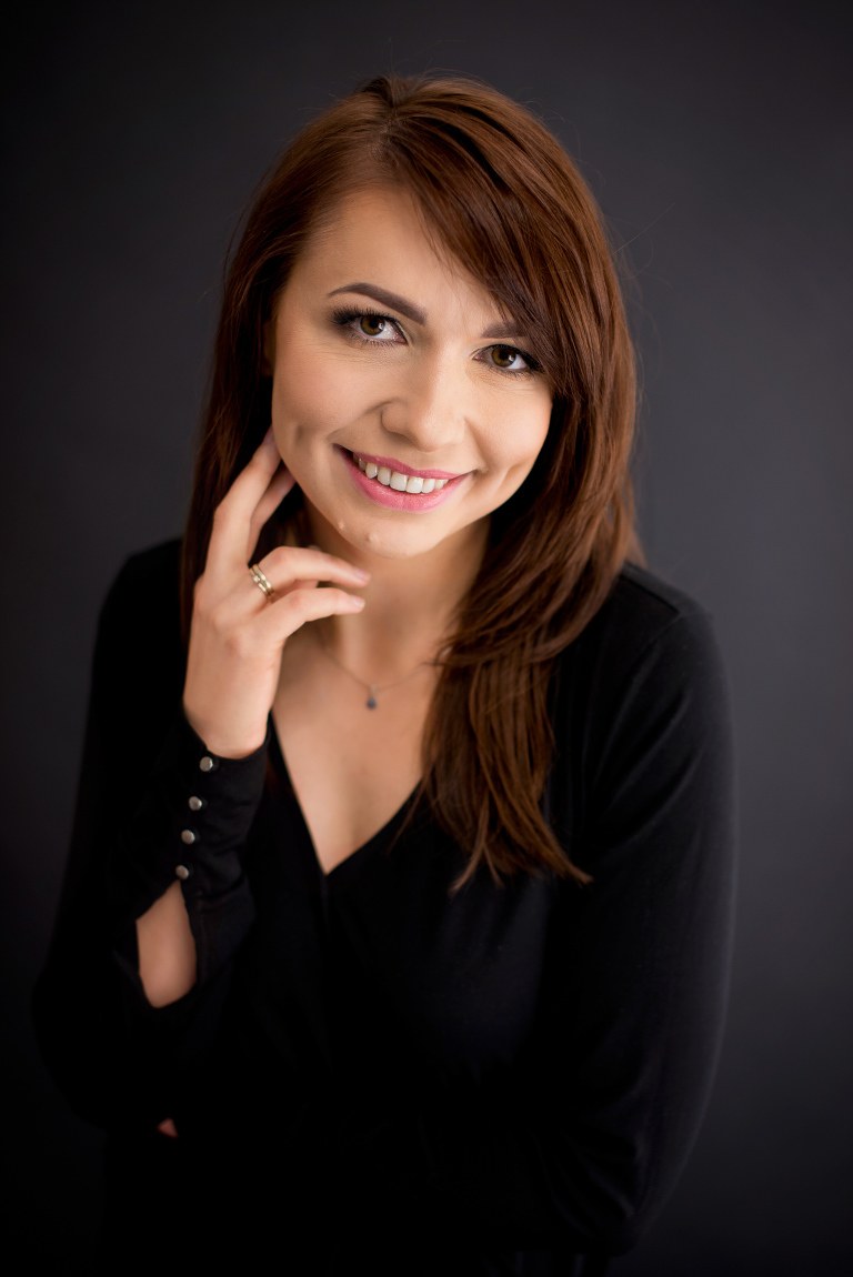 wizerunkowa_sesj_zdjęciowa_studio_Marta_Anhalt_dyrygent_Anna_Wilczewska