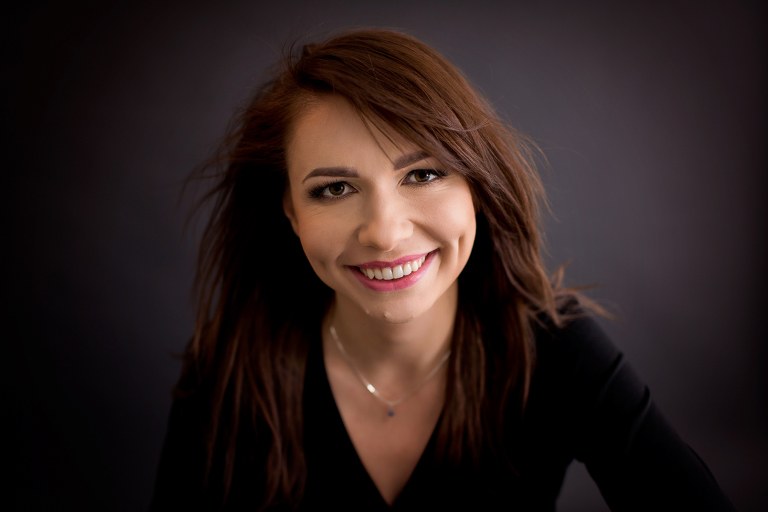 wizerunkowa_sesj_zdjęciowa_studio_Marta_Anhalt_dyrygent_Anna_Wilczewska