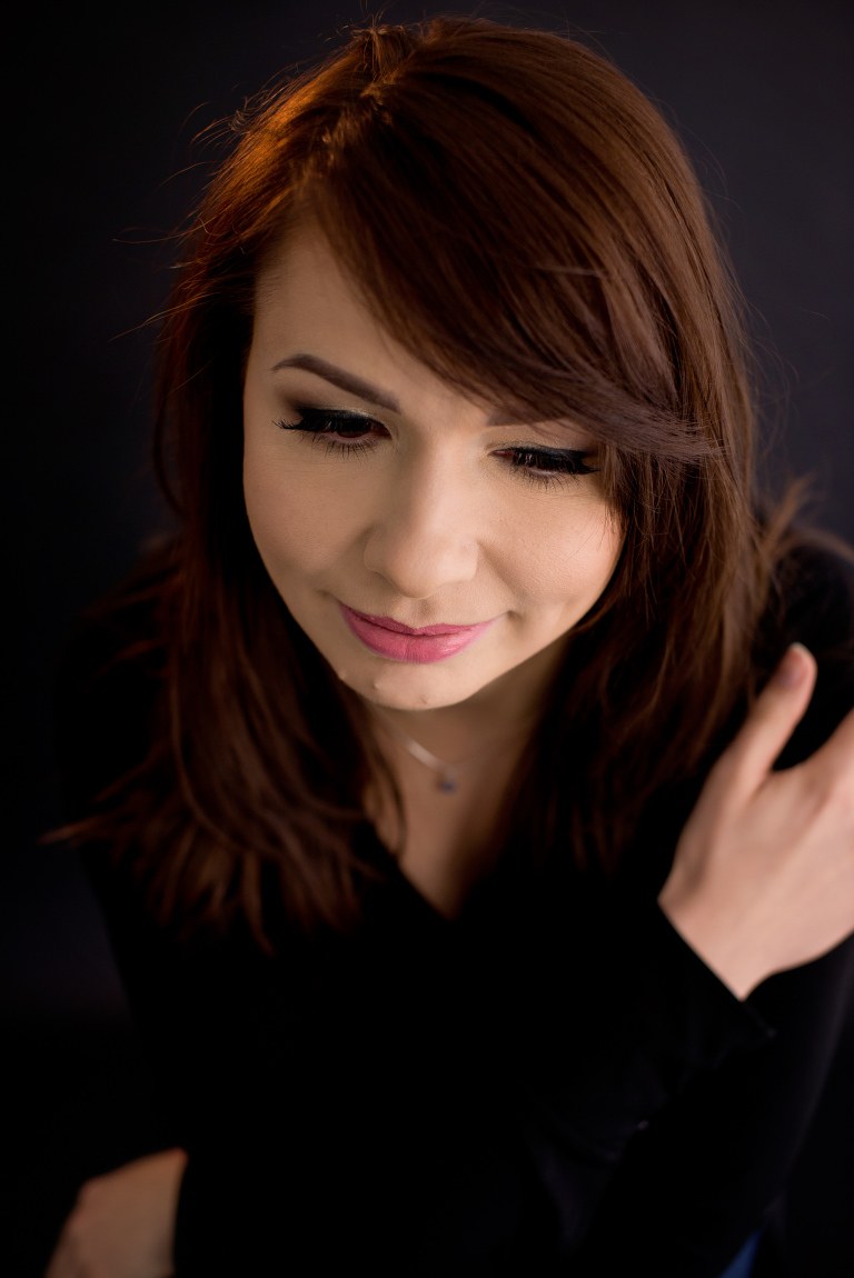 wizerunkowa_sesj_zdjęciowa_studio_Marta_Anhalt_dyrygent_Anna_Wilczewska